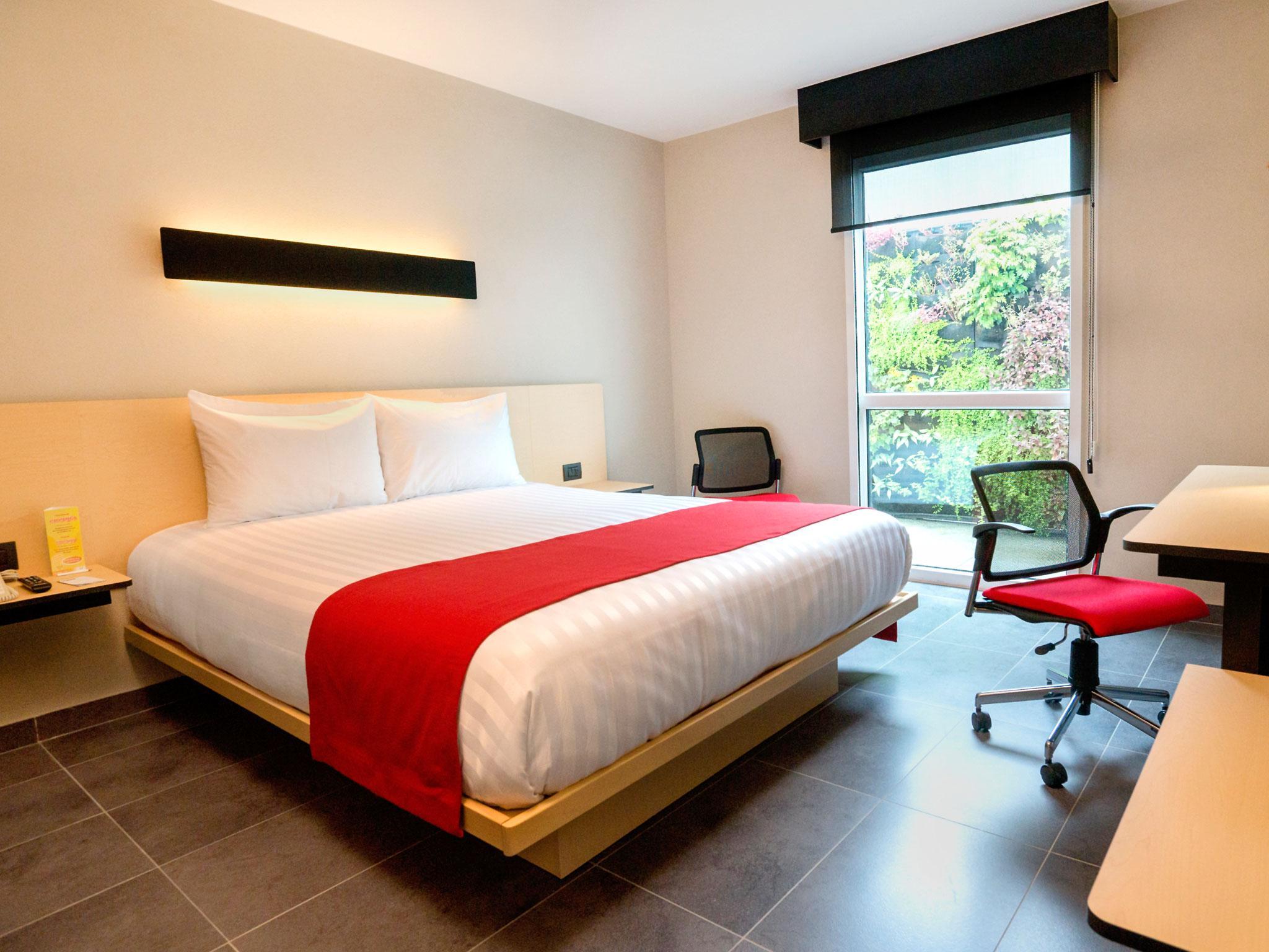 City Express Plus By Marriott Cali Colombia Extérieur photo