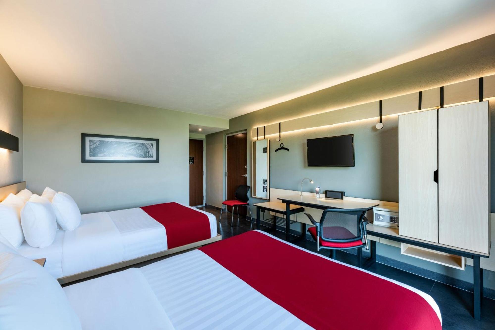 City Express Plus By Marriott Cali Colombia Extérieur photo