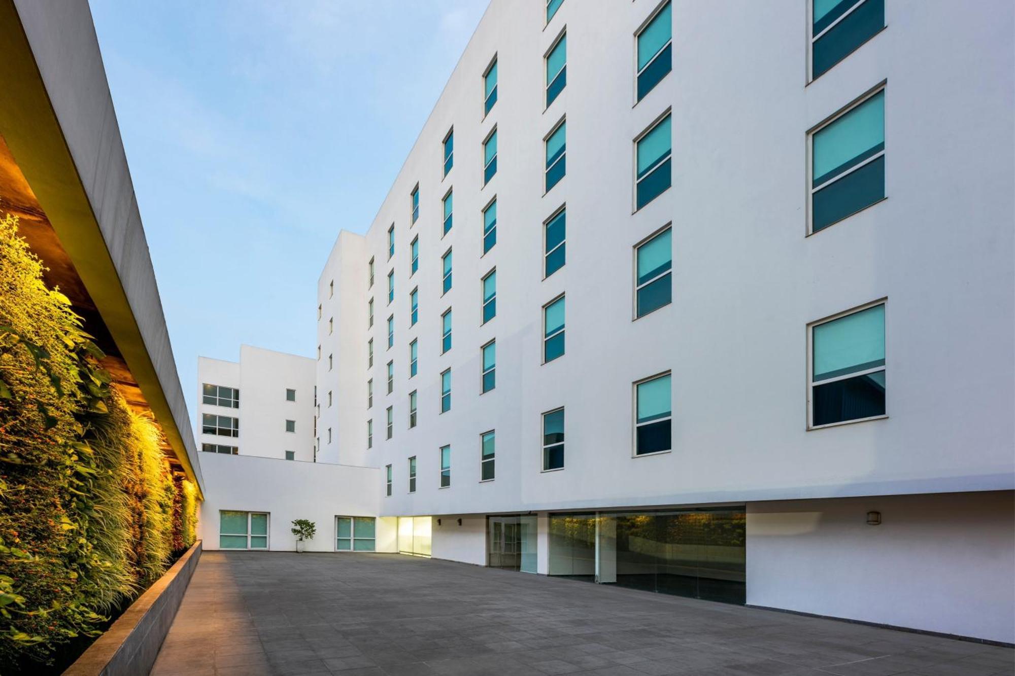 City Express Plus By Marriott Cali Colombia Extérieur photo